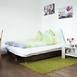 Therese Appartement *