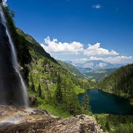 泰蕾兹公寓 艾奇